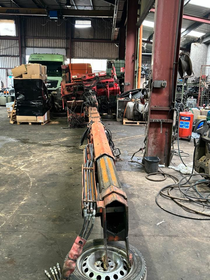 MKG HLK 330 a2VG Kran - Grue auxiliaire pour Camion: photos 2 MKG HLK 330 a2VG Kran - Grue auxiliaire pour Camion: photos 2