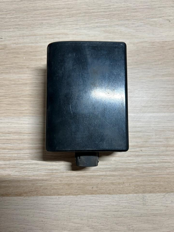 Mercedes Actros MP4 Radarsensor A0004461549 - Capteur pour Camion: photos 2 Mercedes Actros MP4 Radarsensor A0004461549 - Capteur pour Camion: photos 2