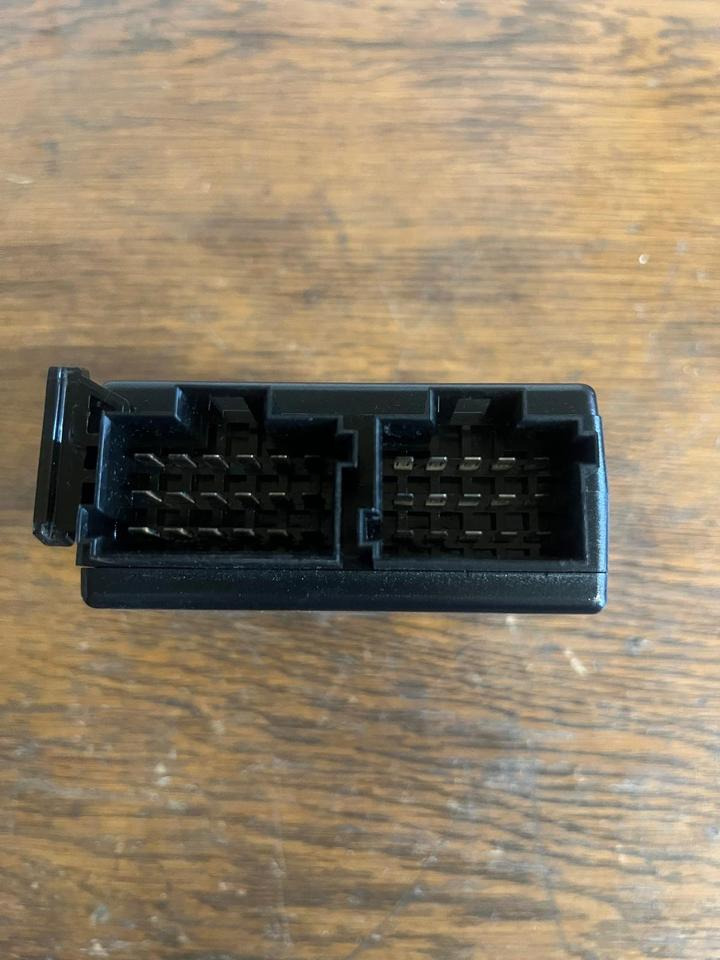 Mercedes Actros MP4 Video Radar Steuergerät A0004463551 - Bloc de gestion pour Camion: photos 4 Mercedes Actros MP4 Video Radar Steuergerät A0004463551 - Bloc de gestion pour Camion: photos 4