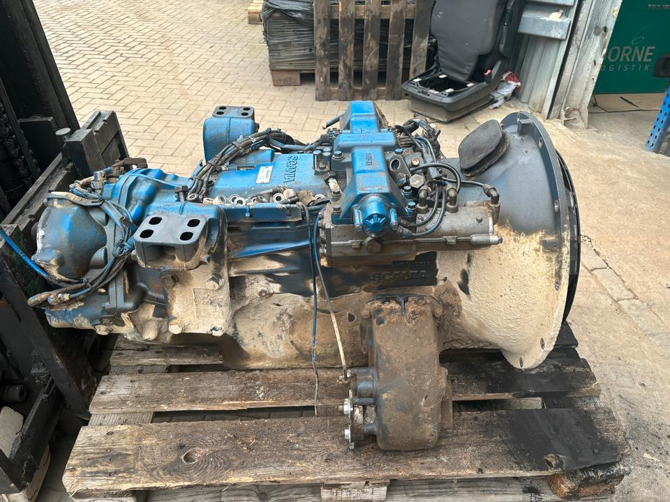 SCANIA 420 GRS 900 halbautomatik getriebe - Transmission pour Camion: photos 2 SCANIA 420 GRS 900 halbautomatik getriebe - Transmission pour Camion: photos 2
