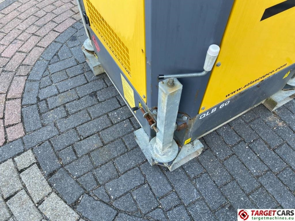Crédit-bail de Atlas Copco QLB60 Tower Light 4x350W Led  Atlas Copco QLB60 Tower Light 4x350W Led: photos 25