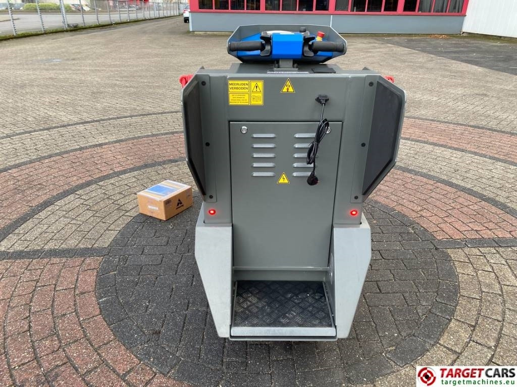 Conmeq AS15 Mini Skid Steer Electric Wheel Loader - Mini chargeuse: photos 4 Conmeq AS15 Mini Skid Steer Electric Wheel Loader - Mini chargeuse: photos 4