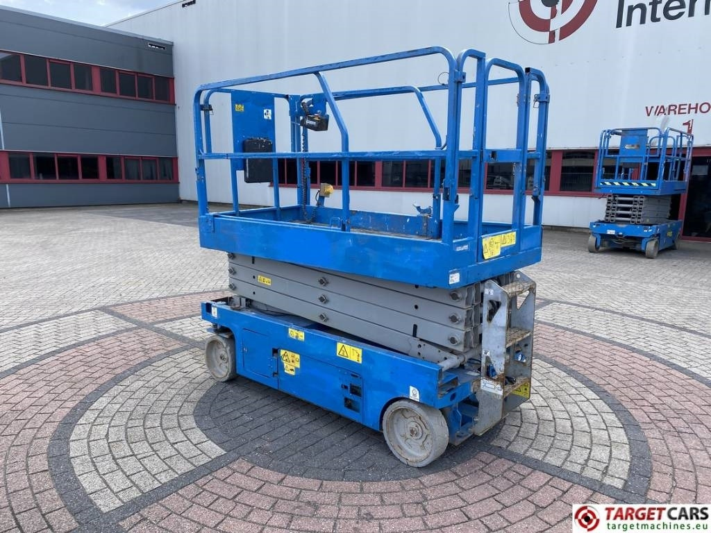 Genie GS-2646 Electric GS2646 Scissor Work Lift 992cm - Nacelle ciseaux: photos 4 Genie GS-2646 Electric GS2646 Scissor Work Lift 992cm - Nacelle ciseaux: photos 4