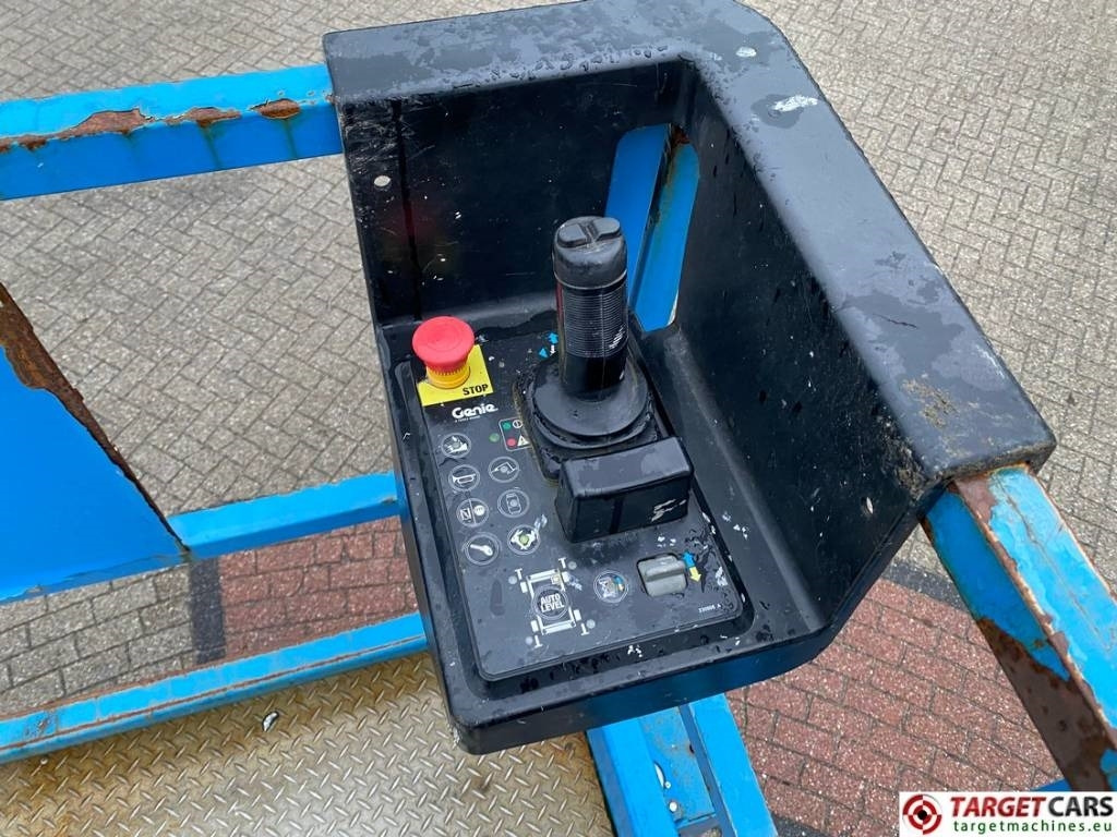 Nacelle ciseaux Genie GS-3390RT Diesel 4x4 Scissor Work Lift 1206cm: photos 9
