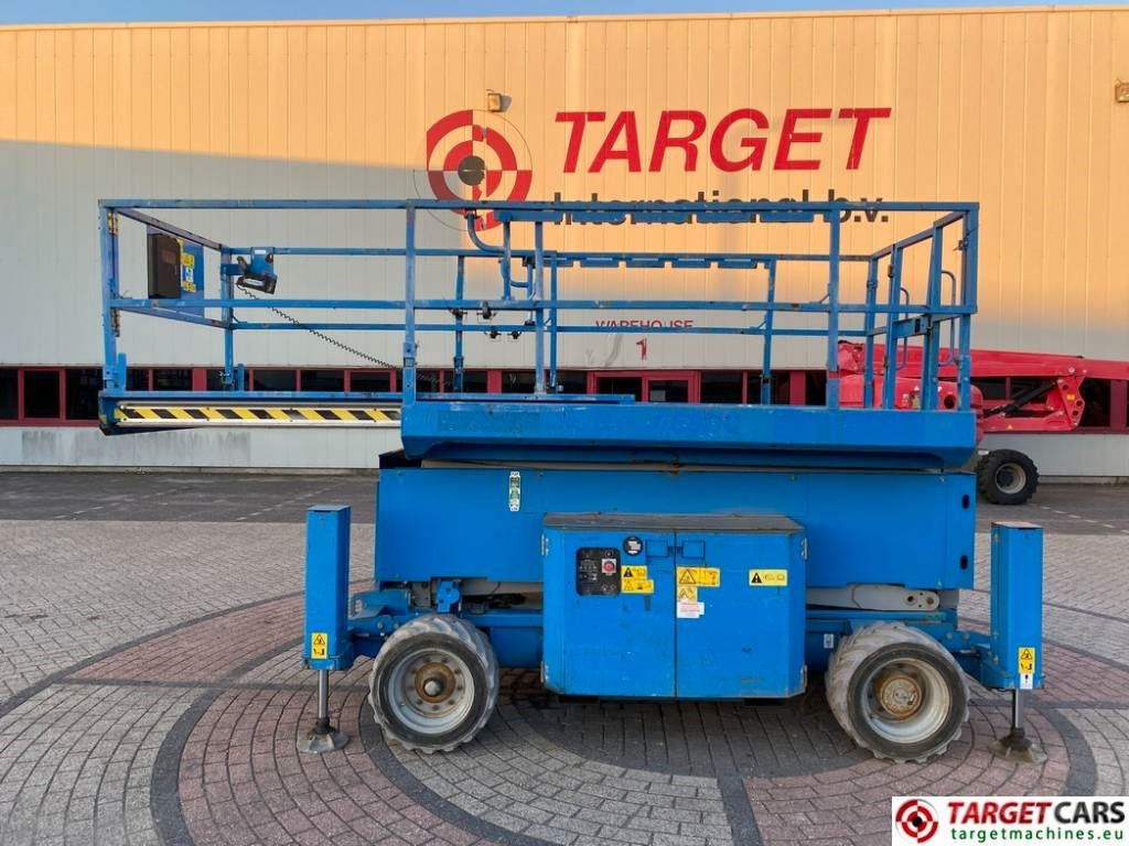 Genie GS-4069 DC Electric GS4069 Scissor WorkLift 1412cm - Nacelle ciseaux: photos 5 Genie GS-4069 DC Electric GS4069 Scissor WorkLift 1412cm - Nacelle ciseaux: photos 5