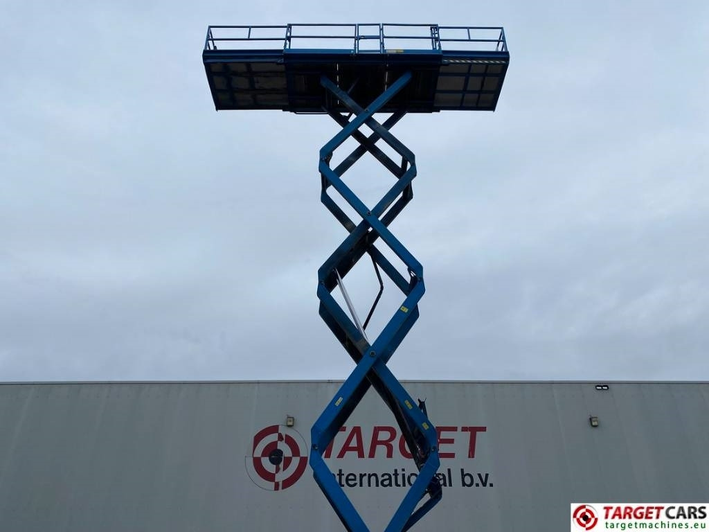 Nacelle ciseaux Genie GS-4390RT Diesel 4x4 Scissor Work Lift 1511cm: photos 20