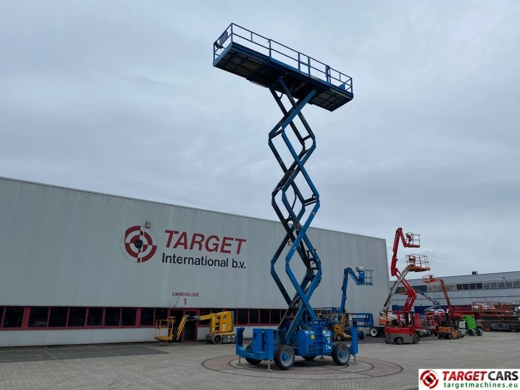 Nacelle ciseaux Genie GS-4390RT Diesel 4x4 Scissor Work Lift 1511cm: photos 6