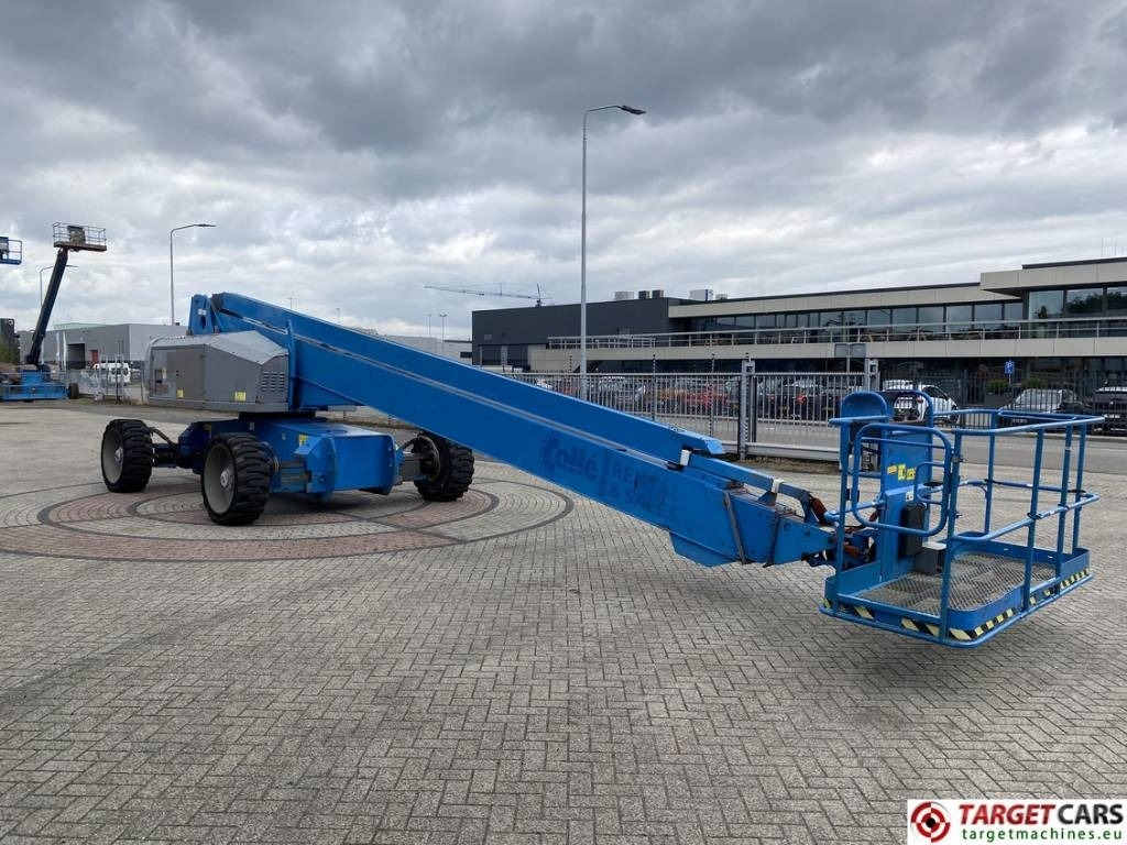 Genie S-100HD Telescopic 4x4x4 Diesel Boom Lift 3248cm - Nacelle télescopique: photos 2 Genie S-100HD Telescopic 4x4x4 Diesel Boom Lift 3248cm - Nacelle télescopique: photos 2