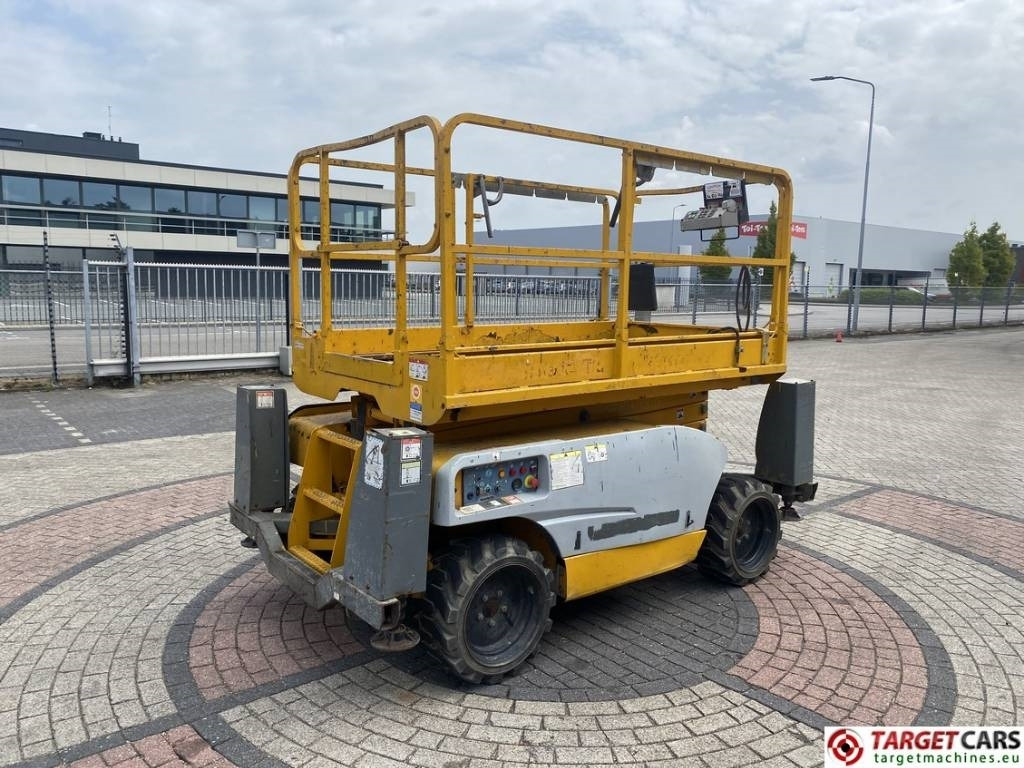 Haulotte Compact 10DX Diesel 4x4 Scissor 1015cm DEFECT - Nacelle ciseaux: photos 3 Haulotte Compact 10DX Diesel 4x4 Scissor 1015cm DEFECT - Nacelle ciseaux: photos 3