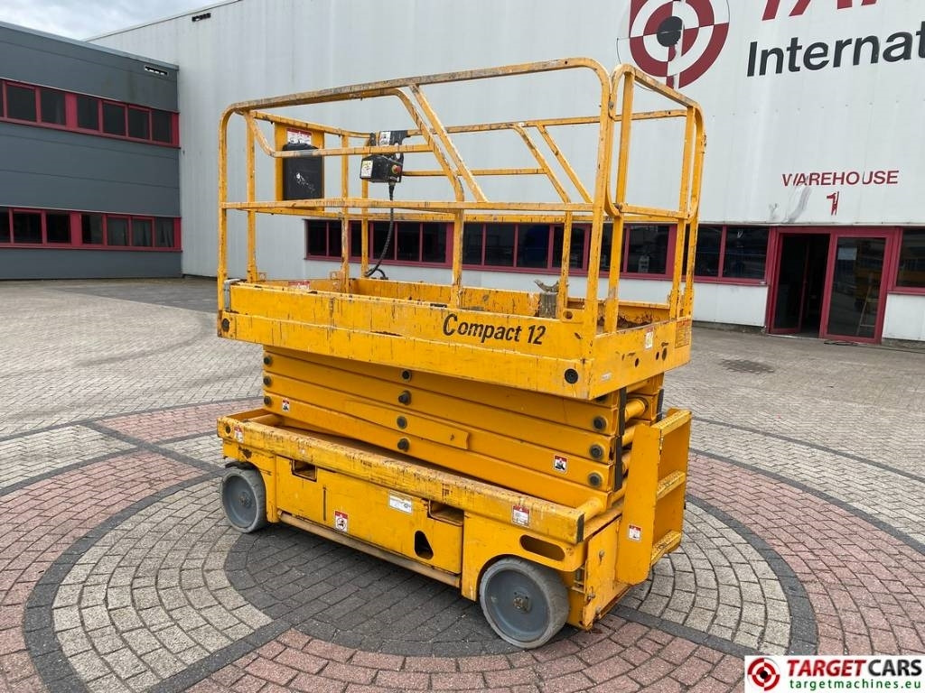 Haulotte Compact 12 Electric Scissor Work Lift 1200cm - Nacelle ciseaux: photos 4 Haulotte Compact 12 Electric Scissor Work Lift 1200cm - Nacelle ciseaux: photos 4