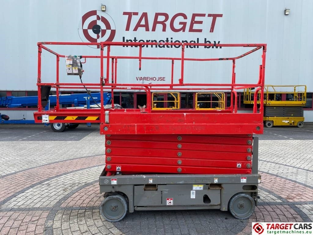 Haulotte Compact 14 Electric Scissor Work Lift 1385cm - Nacelle ciseaux: photos 5 Haulotte Compact 14 Electric Scissor Work Lift 1385cm - Nacelle ciseaux: photos 5