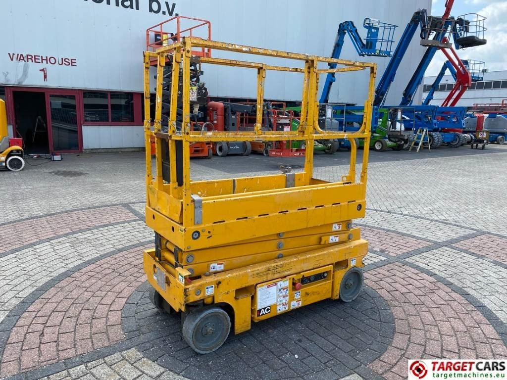Haulotte Optimum 8 Electric Scissor Work Lift 777cm - Nacelle articulée: photos 1 Haulotte Optimum 8 Electric Scissor Work Lift 777cm - Nacelle articulée: photos 1