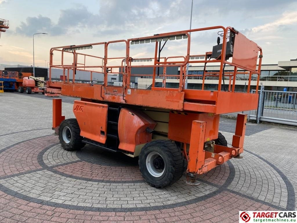 JLG 3394RT Diesel 4x4 Scissor Work Lift 1206cm - Nacelle ciseaux: photos 2 JLG 3394RT Diesel 4x4 Scissor Work Lift 1206cm - Nacelle ciseaux: photos 2