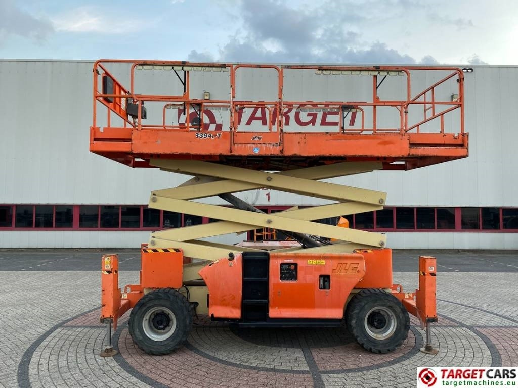 JLG 3394RT Diesel 4x4 Scissor Work Lift 1206cm - Nacelle ciseaux: photos 5 JLG 3394RT Diesel 4x4 Scissor Work Lift 1206cm - Nacelle ciseaux: photos 5