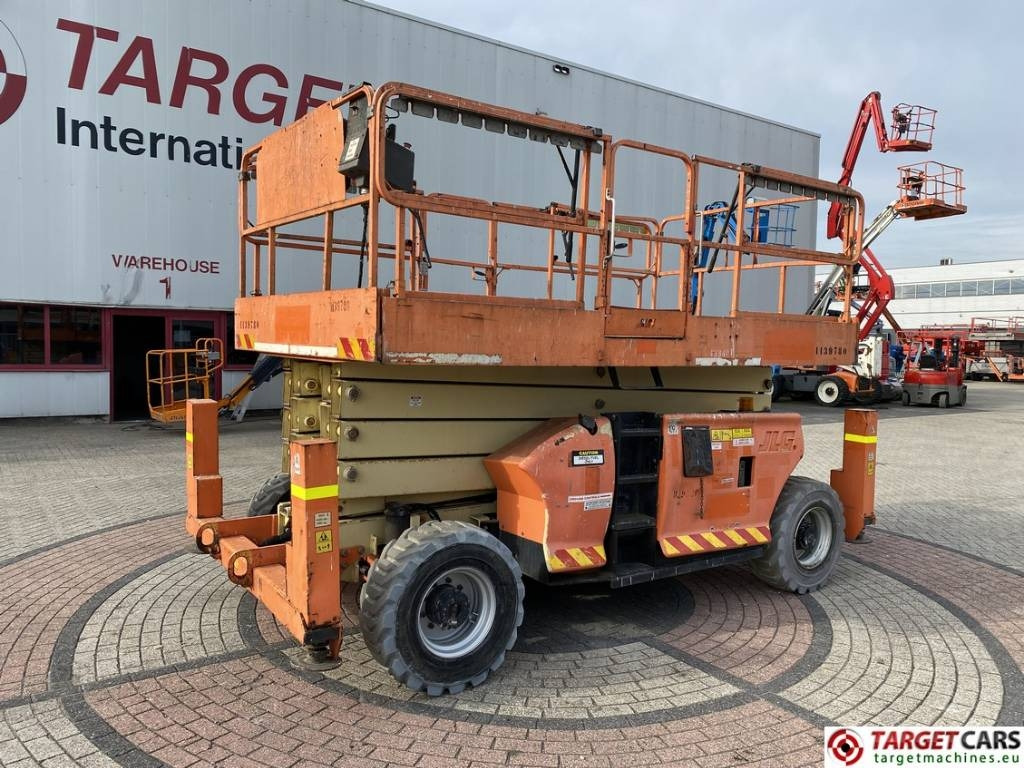 JLG 4394RT Diesel 4x4 Scissor Work Lift 1511cm - Nacelle ciseaux: photos 1 JLG 4394RT Diesel 4x4 Scissor Work Lift 1511cm - Nacelle ciseaux: photos 1