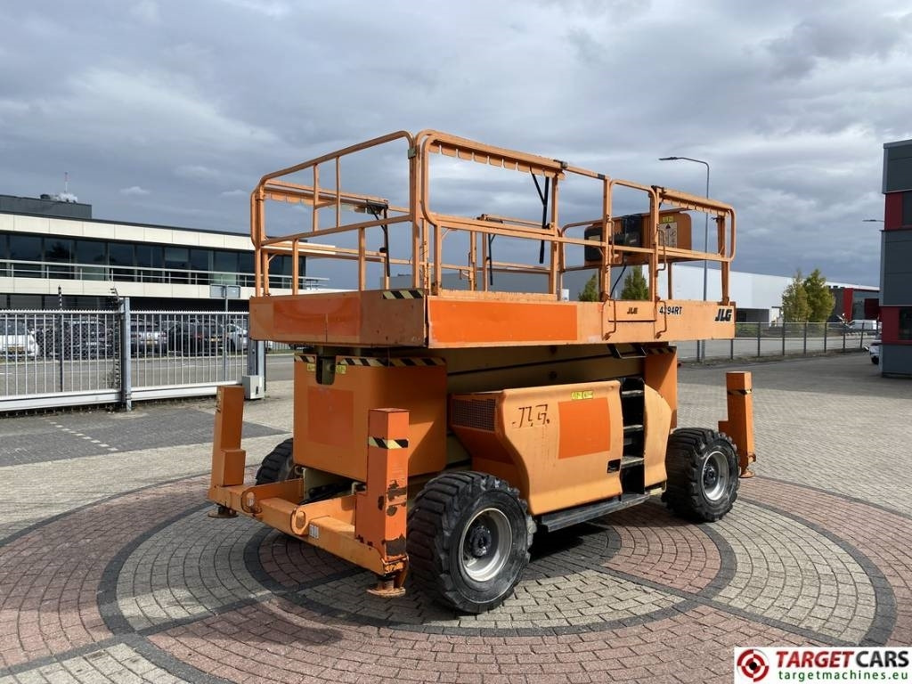 JLG 4394RT Diesel 4x4 Scissor Work Lift 1511cm - Nacelle ciseaux: photos 3 JLG 4394RT Diesel 4x4 Scissor Work Lift 1511cm - Nacelle ciseaux: photos 3