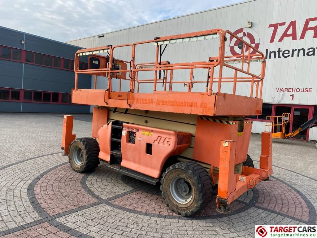 JLG 4394RT Diesel 4x4 Scissor Work Lift 1511cm - Nacelle ciseaux: photos 4 JLG 4394RT Diesel 4x4 Scissor Work Lift 1511cm - Nacelle ciseaux: photos 4