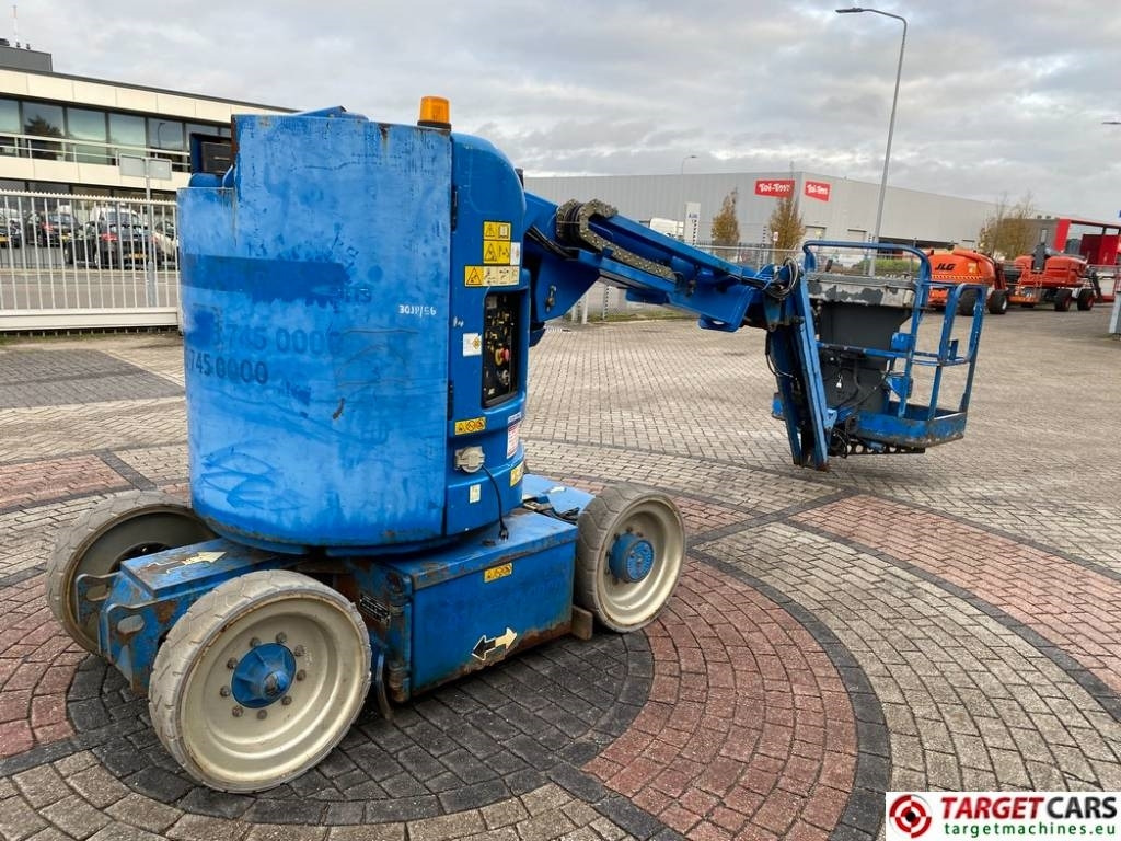 JLG E300AJP Articulated Jib Plus Boom Work Lift 1097cm - Nacelle articulée: photos 3 JLG E300AJP Articulated Jib Plus Boom Work Lift 1097cm - Nacelle articulée: photos 3