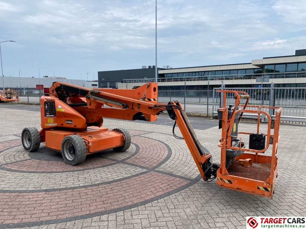 JLG E450AJ Electric Articulated Boom Work Lift 1572cm - Nacelle articulée: photos 2 JLG E450AJ Electric Articulated Boom Work Lift 1572cm - Nacelle articulée: photos 2