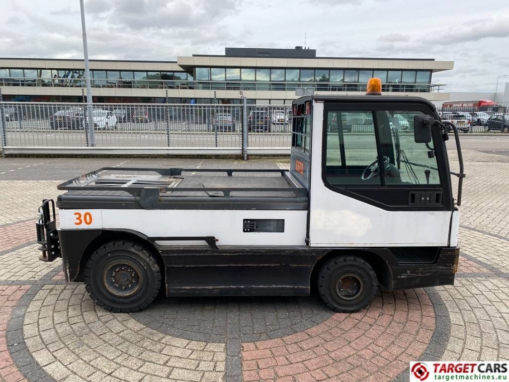 Crédit-bail de Linde P250 Tow Tug Truck Tractor Electric 80V Max 25T  Linde P250 Tow Tug Truck Tractor Electric 80V Max 25T: photos 26