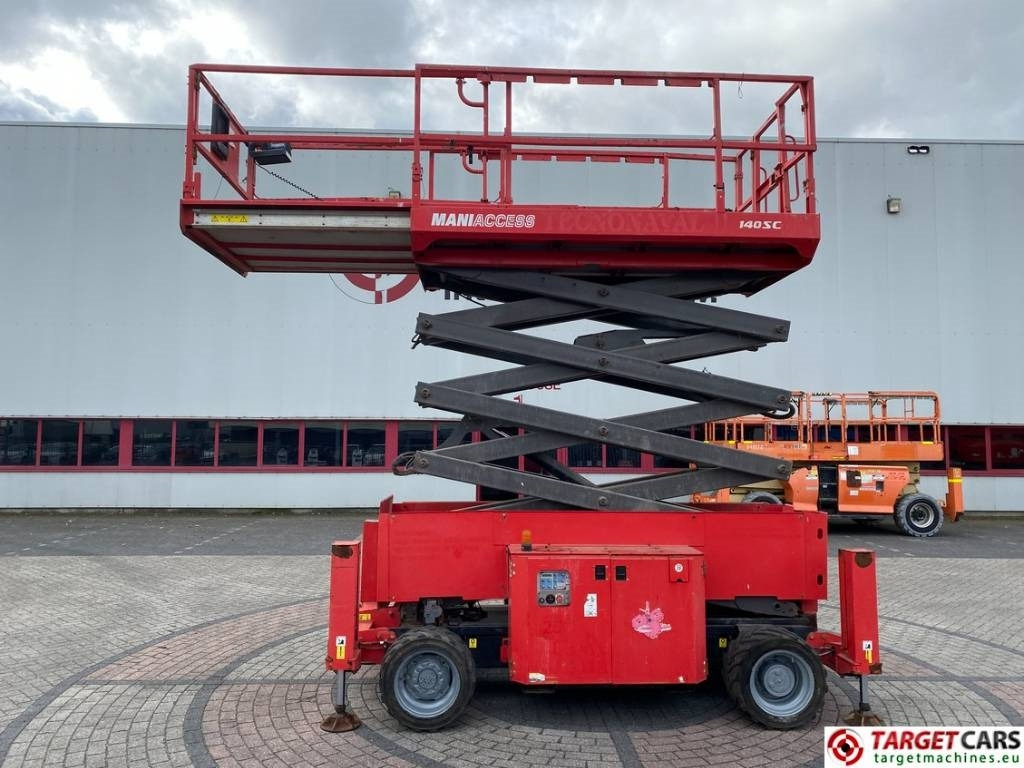 Nacelle ciseaux Manitou 140SC Diesel 4x4 Scissor Work Lift 1412cm: photos 5 Nacelle ciseaux Manitou 140SC Diesel 4x4 Scissor Work Lift 1412cm: photos 5