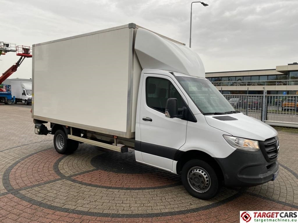 Mercedes-Benz Sprinter 515CDI Closed Box Van Taillift - Camion fourgon: photos 2 Mercedes-Benz Sprinter 515CDI Closed Box Van Taillift - Camion fourgon: photos 2