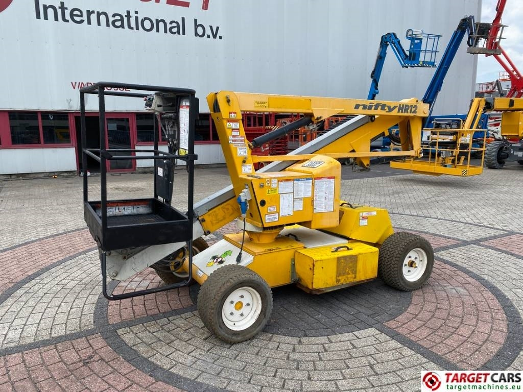 Niftylift HR12NDE HyBrid Articulated Boom Work Lift 1220cm - Nacelle articulée: photos 1 Niftylift HR12NDE HyBrid Articulated Boom Work Lift 1220cm - Nacelle articulée: photos 1