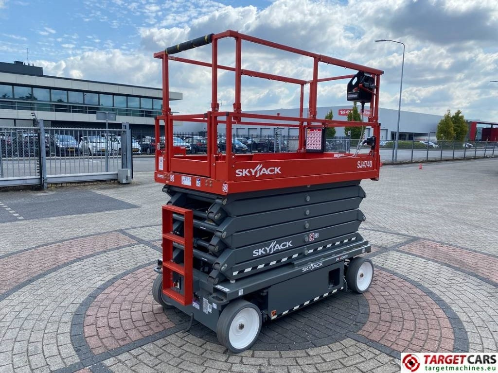 SkyJack SJ4740 Electric 4740 Scissor Work Lift 1380cm - Nacelle ciseaux: photos 3 SkyJack SJ4740 Electric 4740 Scissor Work Lift 1380cm - Nacelle ciseaux: photos 3