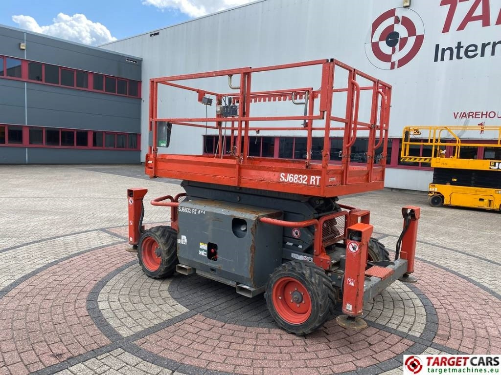 SkyJack SJ6832 RT 6832 Diesel 4x4 Scissor Work Lift 1180cm - Nacelle ciseaux: photos 4 SkyJack SJ6832 RT 6832 Diesel 4x4 Scissor Work Lift 1180cm - Nacelle ciseaux: photos 4