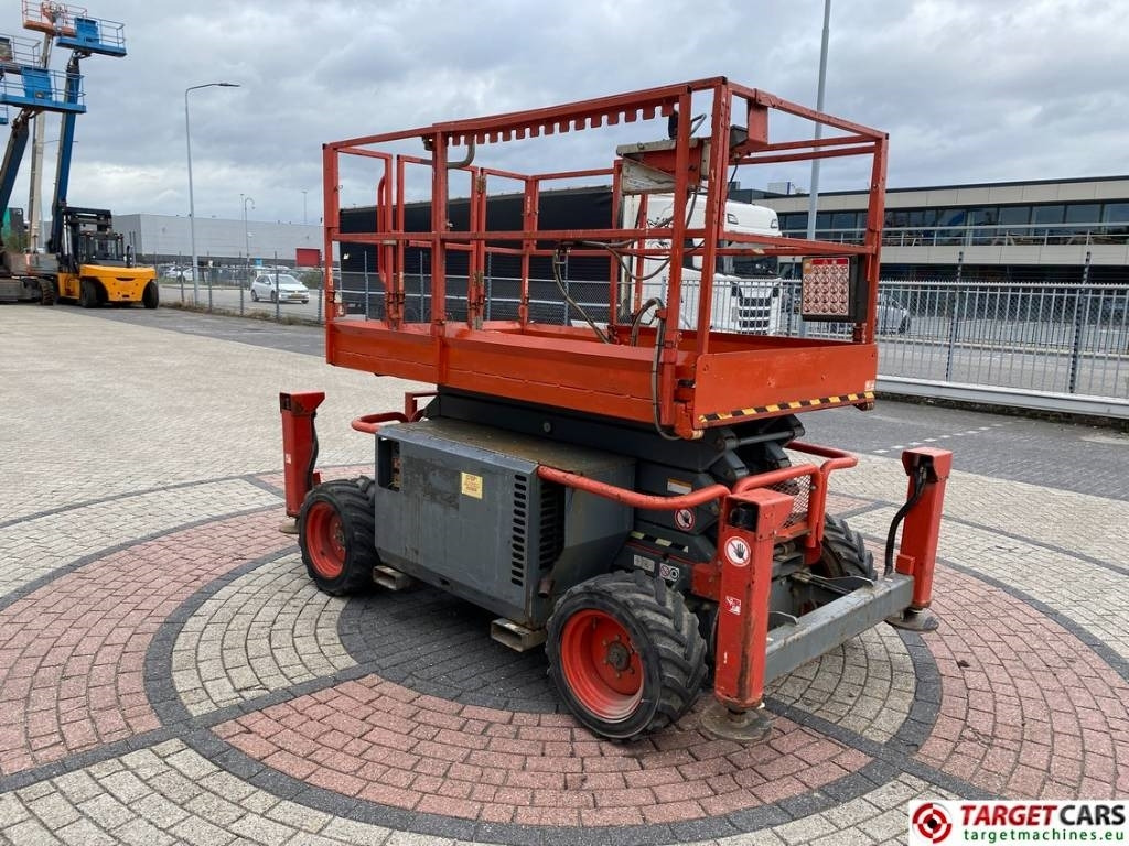 SkyJack SJ6832RT Diesel 4x4 Scissor 6832 Work Lift 1180cm - Nacelle ciseaux: photos 2 SkyJack SJ6832RT Diesel 4x4 Scissor 6832 Work Lift 1180cm - Nacelle ciseaux: photos 2