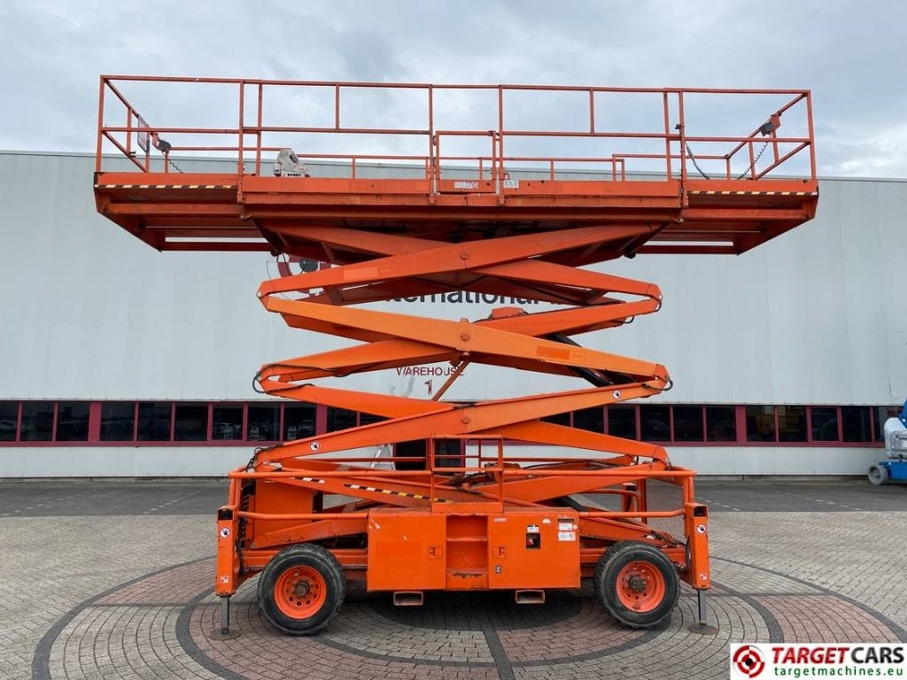 SkyJack SJ9250 RT Diesel 4x4 Scissor Work Lift 1720cm - Nacelle ciseaux: photos 5 SkyJack SJ9250 RT Diesel 4x4 Scissor Work Lift 1720cm - Nacelle ciseaux: photos 5