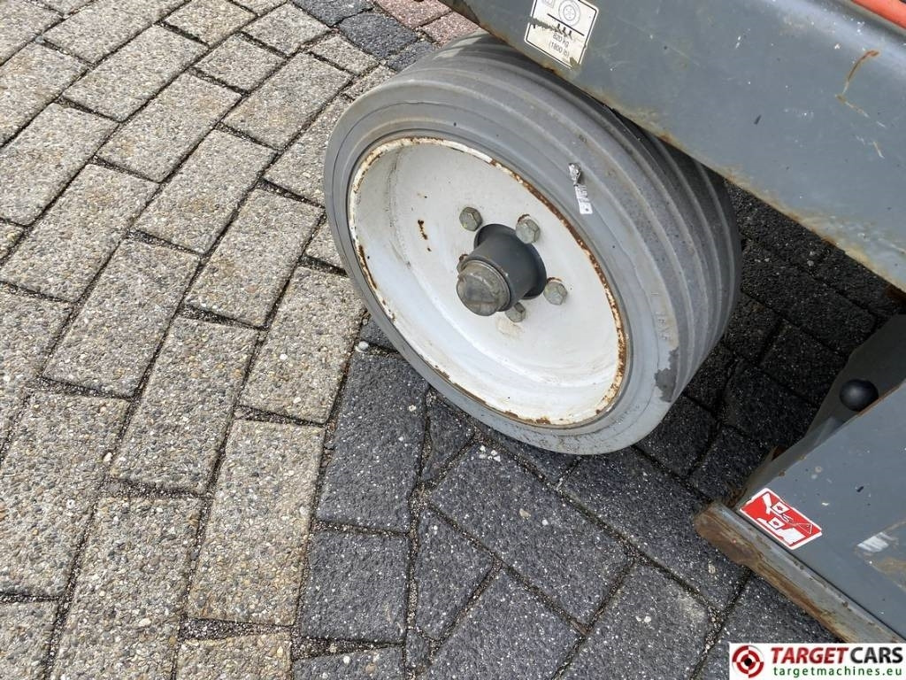 Nacelle ciseaux SkyJack SJIII-3226 Electric 3226 Scissor Work Lift 990cm: photos 21 Nacelle ciseaux SkyJack SJIII-3226 Electric 3226 Scissor Work Lift 990cm: photos 21