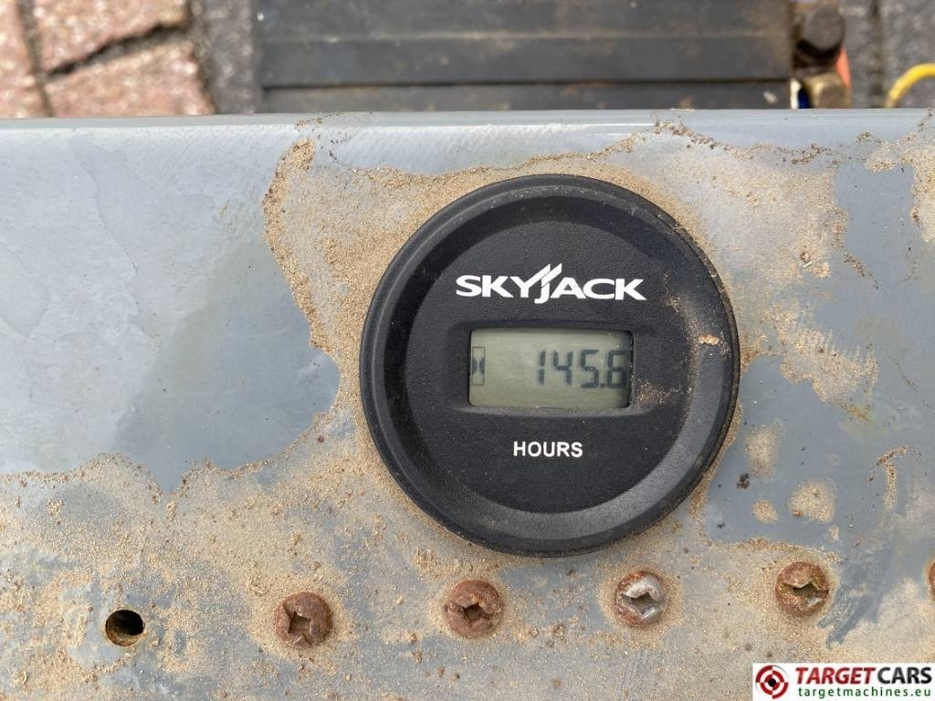 Nacelle ciseaux SkyJack SJIII-3226 Electric 3226 Scissor Work Lift 990cm: photos 18 Nacelle ciseaux SkyJack SJIII-3226 Electric 3226 Scissor Work Lift 990cm: photos 18