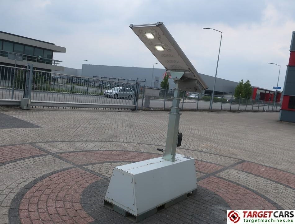 Trime X-Pole 2x25W Led Solar Tower Light - Mat d'éclairage: photos 3 Trime X-Pole 2x25W Led Solar Tower Light - Mat d'éclairage: photos 3