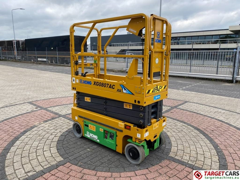 XCMG XG0807AC Electric LI-ION Lithium ScissorLift 780cm  - Nacelle ciseaux: photos 2 XCMG XG0807AC Electric LI-ION Lithium ScissorLift 780cm  - Nacelle ciseaux: photos 2