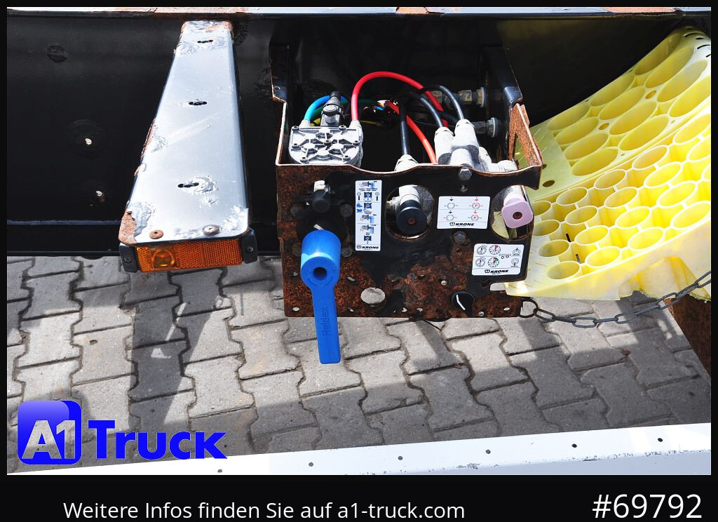 KRONE SDC, Containerchassis, 2x20/30/40 - Semi-remorque porte-conteneur/ Caisse mobile: photos 3 KRONE SDC, Containerchassis, 2x20/30/40 - Semi-remorque porte-conteneur/ Caisse mobile: photos 3