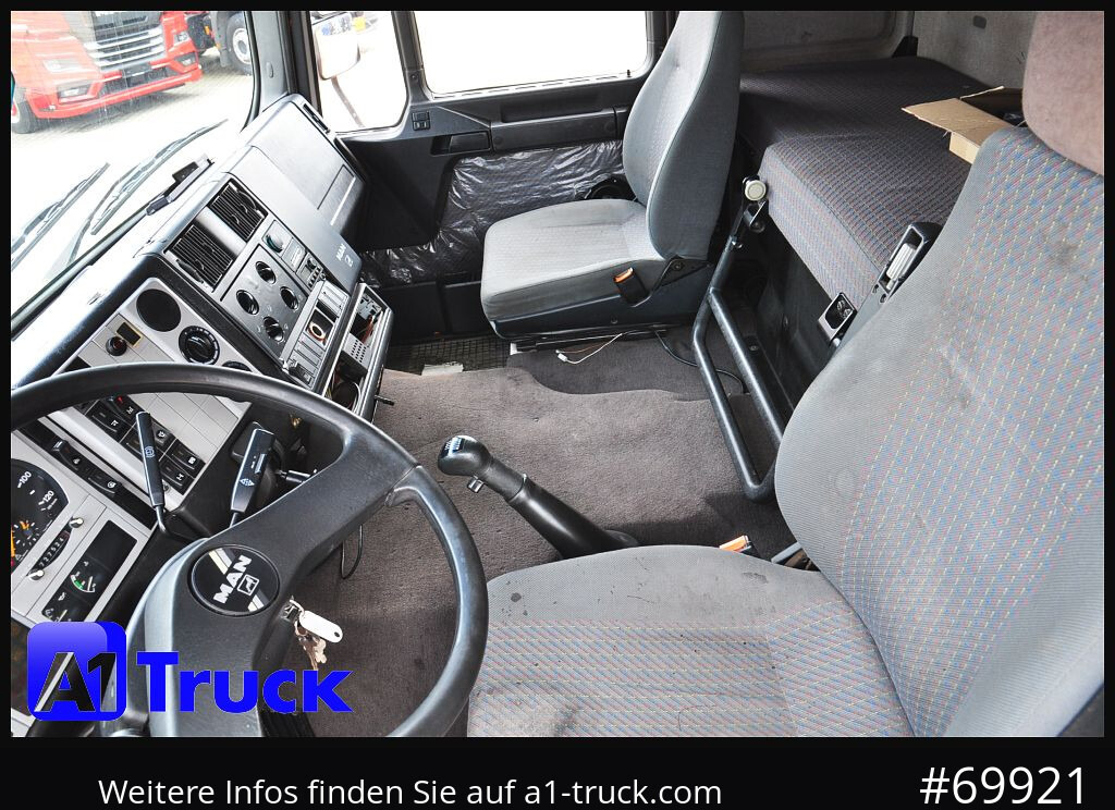 MAN MAN F 2000 26.464 Intarder Kran PK 15.500 Funk, - Camion grue, Camion plateau: photos 4 MAN MAN F 2000 26.464 Intarder Kran PK 15.500 Funk, - Camion grue, Camion plateau: photos 4
