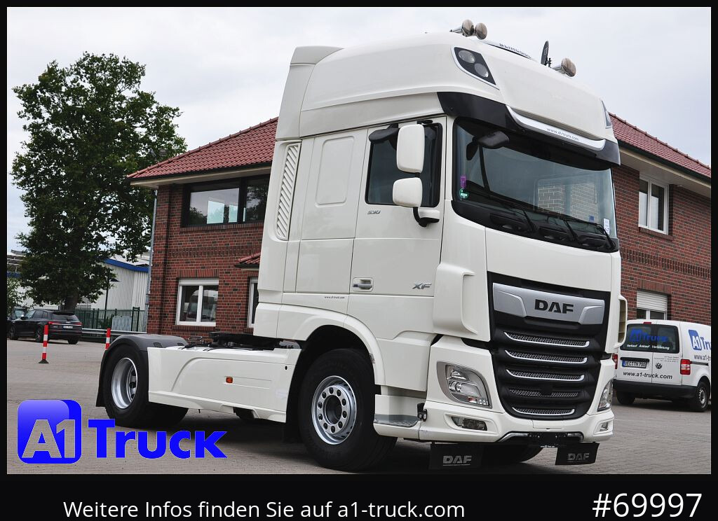 DAF XF 530 FT SSC, Intarder, Standklima, Navi - Tracteur routier: photos 1 DAF XF 530 FT SSC, Intarder, Standklima, Navi - Tracteur routier: photos 1