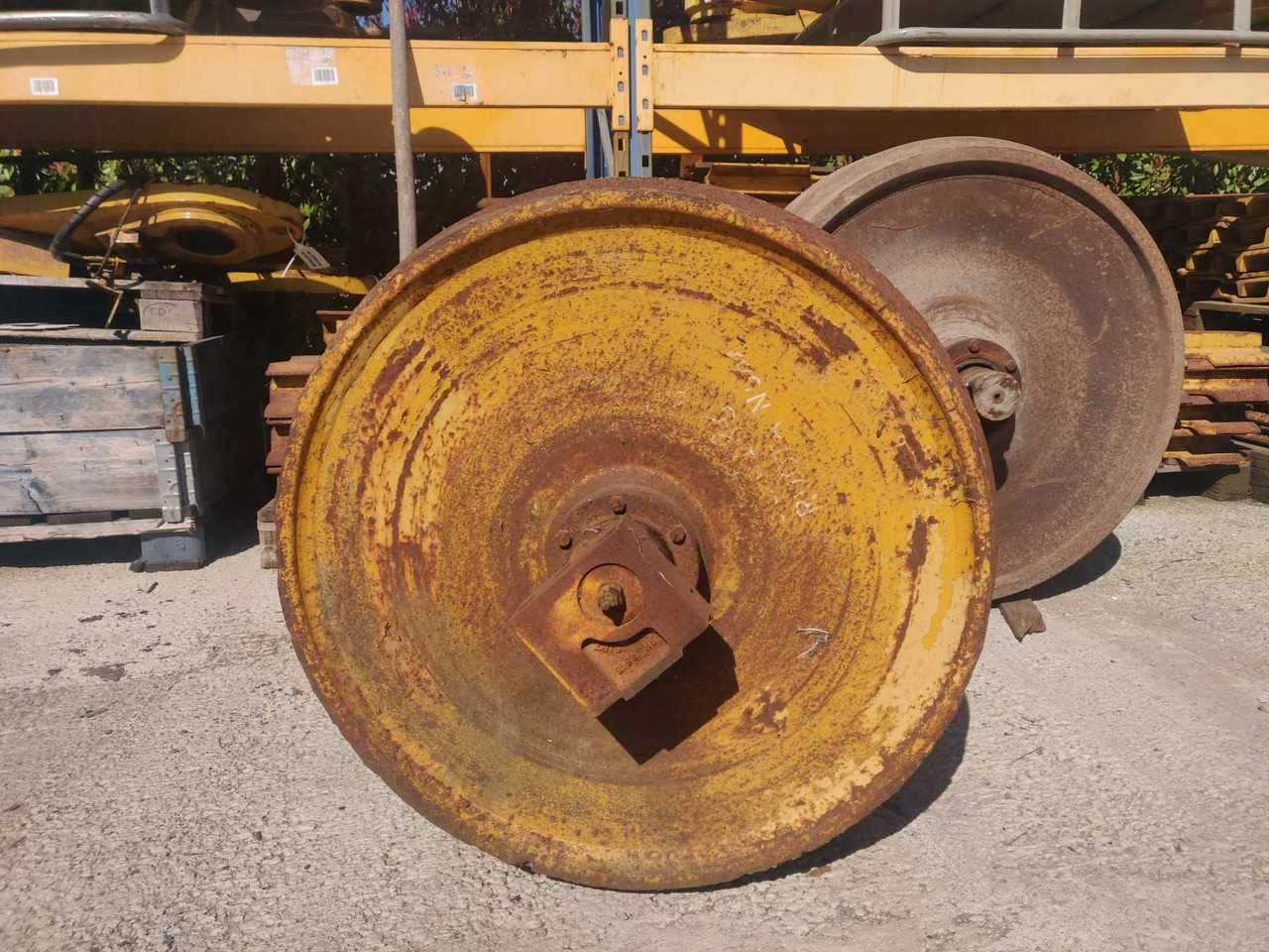 Caterpillar D7E RUOTA NUDA - Pièces de train de roulement pour Engins de chantier: photos 3 Caterpillar D7E RUOTA NUDA - Pièces de train de roulement pour Engins de chantier: photos 3