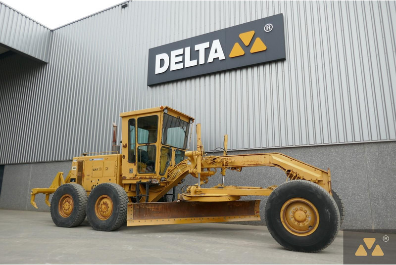 Caterpillar 130G - Niveleuse: photos 3 Caterpillar 130G - Niveleuse: photos 3