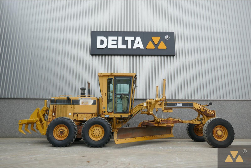 Caterpillar 140H - Niveleuse: photos 2 Caterpillar 140H - Niveleuse: photos 2