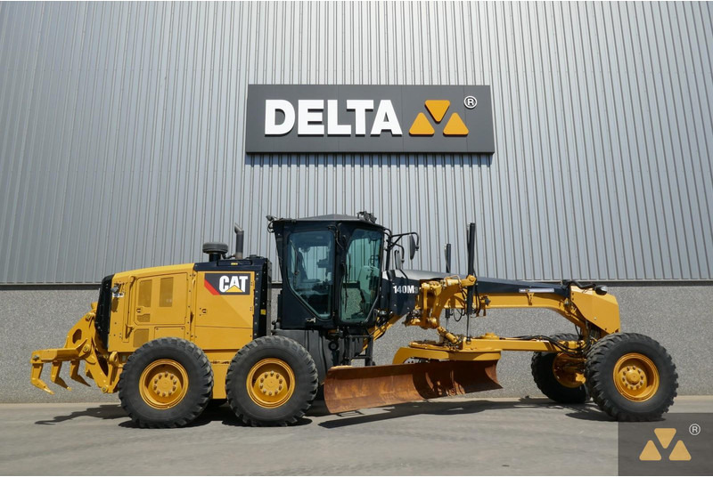 Caterpillar 140M3 - Niveleuse: photos 2 Caterpillar 140M3 - Niveleuse: photos 2