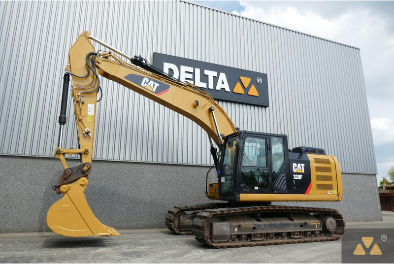 Caterpillar 320FL - Pelle sur chenille: photos 3 Caterpillar 320FL - Pelle sur chenille: photos 3