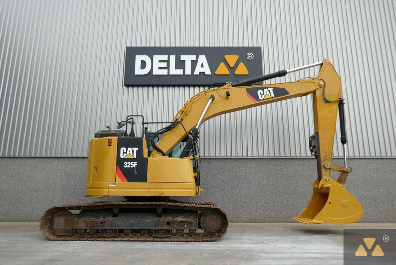 Caterpillar 325F LCR - Pelle sur chenille: photos 2 Caterpillar 325F LCR - Pelle sur chenille: photos 2