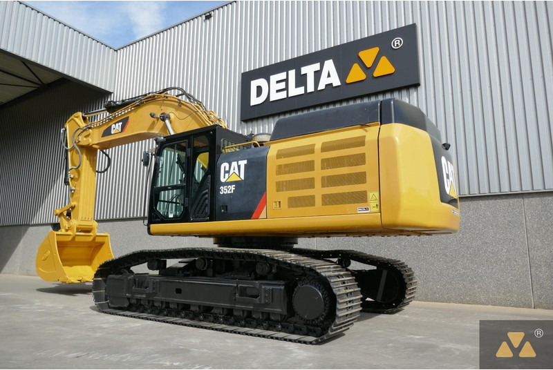 Caterpillar 352F - Pelle sur chenille: photos 4 Caterpillar 352F - Pelle sur chenille: photos 4