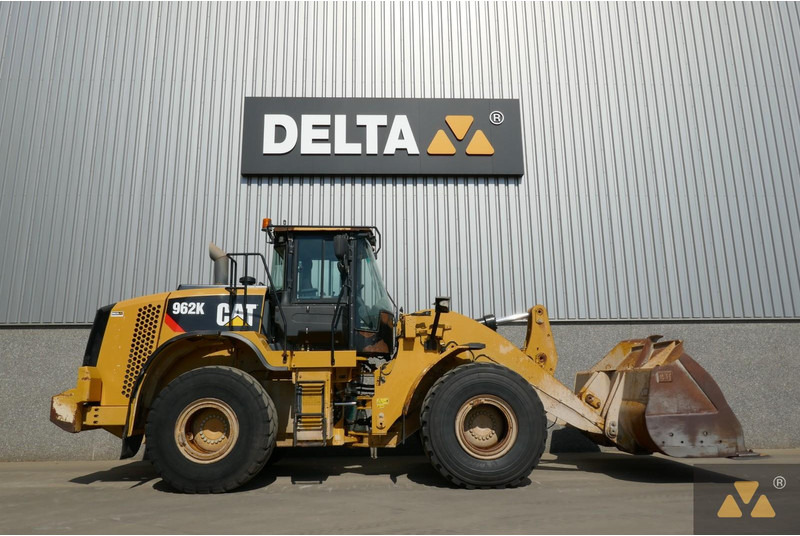 Caterpillar 962K - Chargeuse sur pneus: photos 2 Caterpillar 962K - Chargeuse sur pneus: photos 2