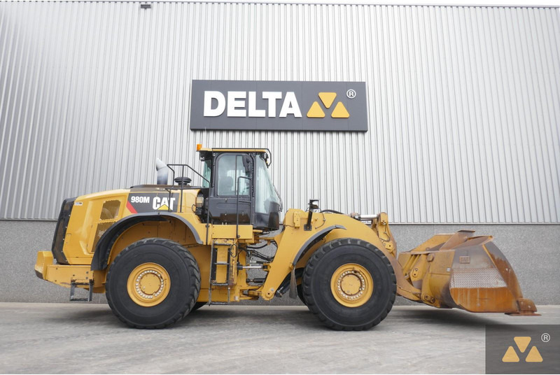 Caterpillar 980M - Chargeuse sur pneus: photos 2 Caterpillar 980M - Chargeuse sur pneus: photos 2