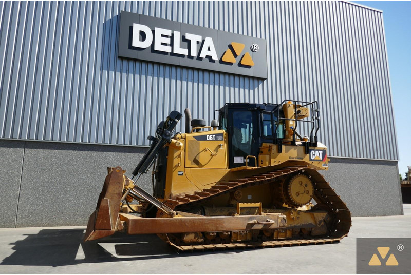 Caterpillar D6T LGP - Bulldozer: photos 4 Caterpillar D6T LGP - Bulldozer: photos 4