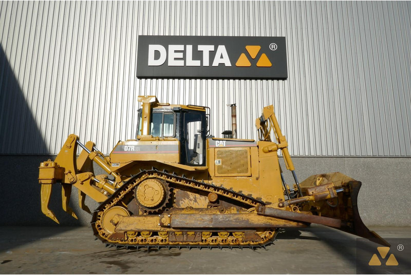 Caterpillar D7R XR Series II - Bulldozer: photos 2 Caterpillar D7R XR Series II - Bulldozer: photos 2