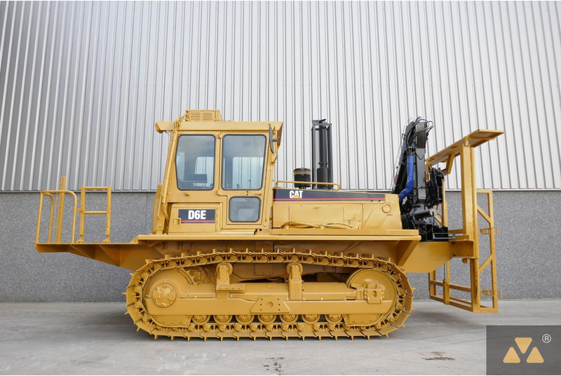 Caterpillar D6E Welding Tractor - Engins de chantier: photos 2 Caterpillar D6E Welding Tractor - Engins de chantier: photos 2